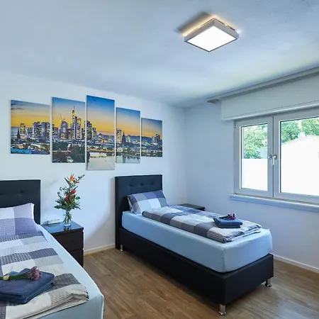 アパート Grosszuegiges Nahe Frankfurt *