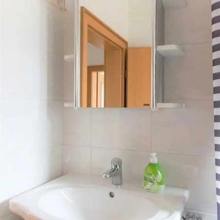 Grosszuegiges Nahe Frankfurt Apartment Rote Warte
