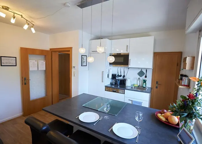 Grosszuegiges Nahe Frankfurt Rote Warte