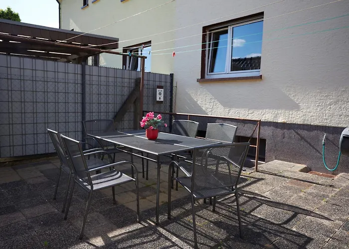 Grosszuegiges Nahe Frankfurt * Rote Warte